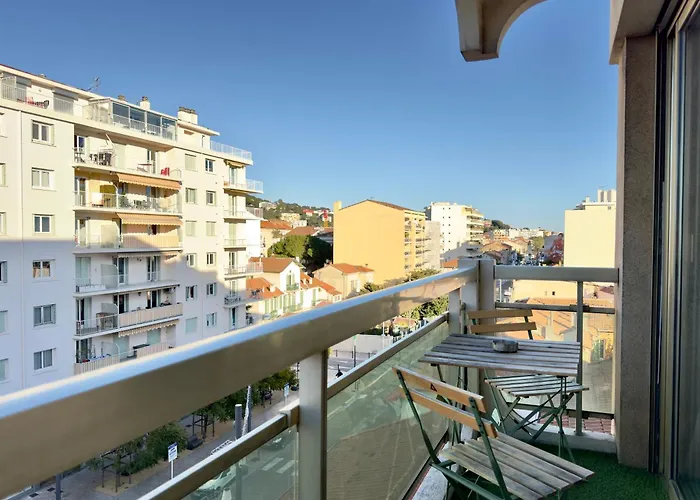 L\'ALEXANDRA - TRÉS BEAU 2P - PARKING PRIVÉ - A 5min DES PLAGES DU MIDI